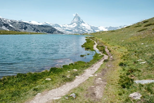 1. The Alpine Giants: — Exploring the Majestic Mountains of Switzerland