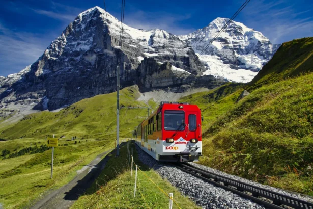 Zurich: The Financial Hub of Switzerland — How far is Lucerne from Zurich?