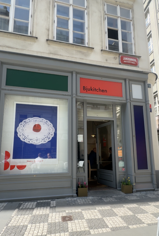 Bjukitchen, the exterior