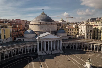 Naples - A Fairytale City With a Dark Side — image 1