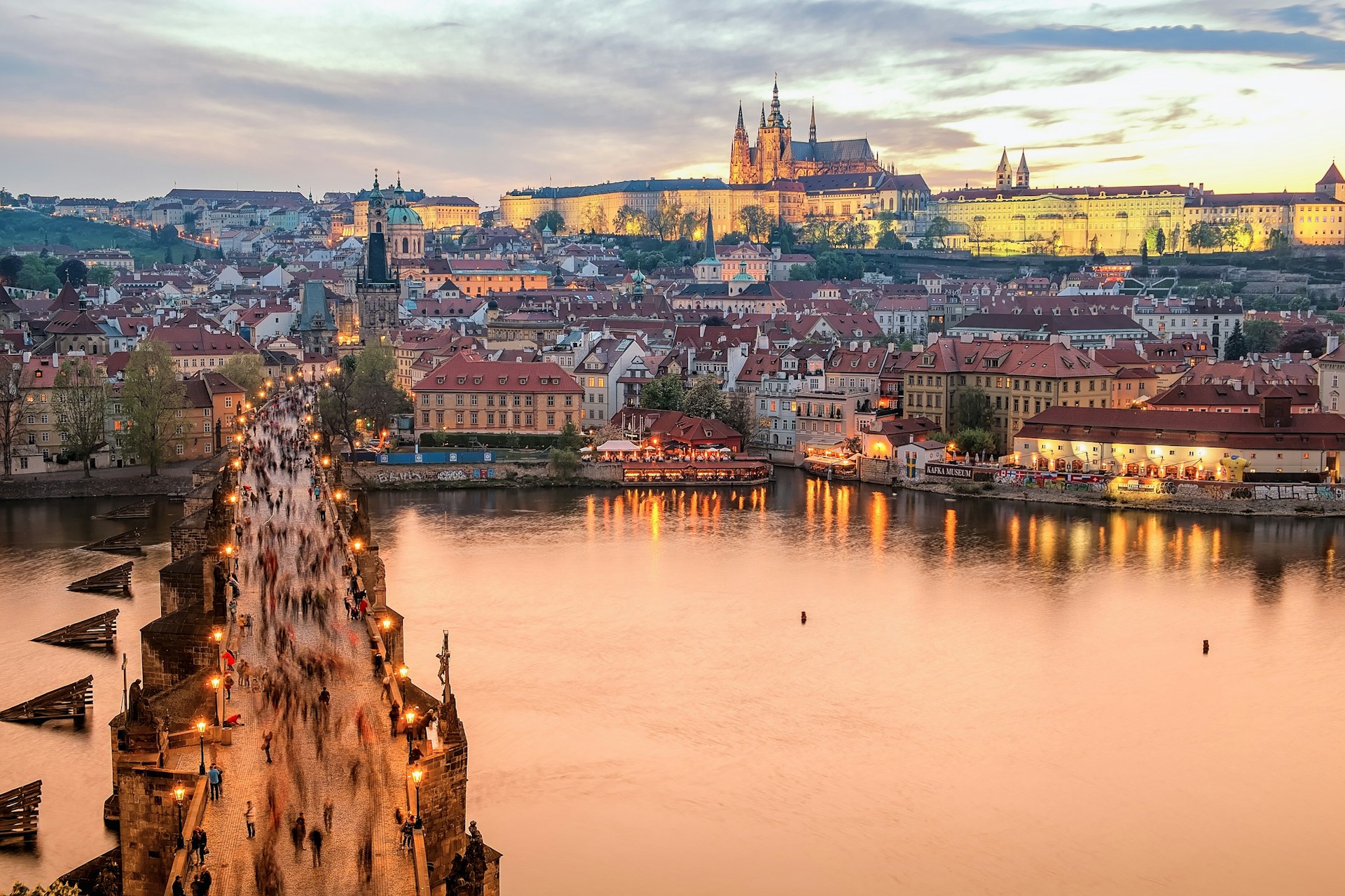 Top 5 Attractions in Prague 2026: Castle, Charles Bridge, Old Town