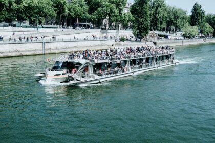 A Guided Tour of Versailles