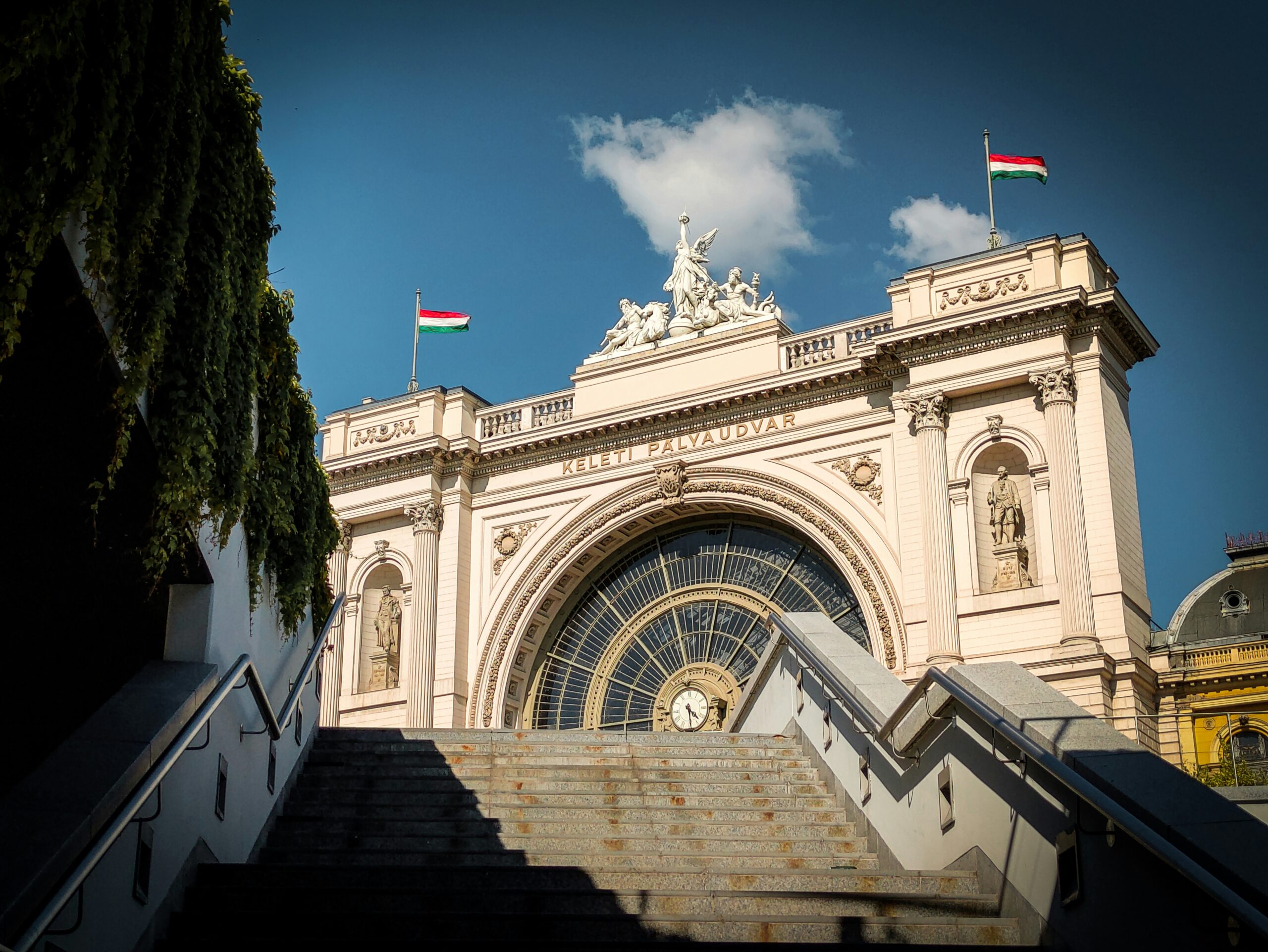Budapest Keleti station main hall