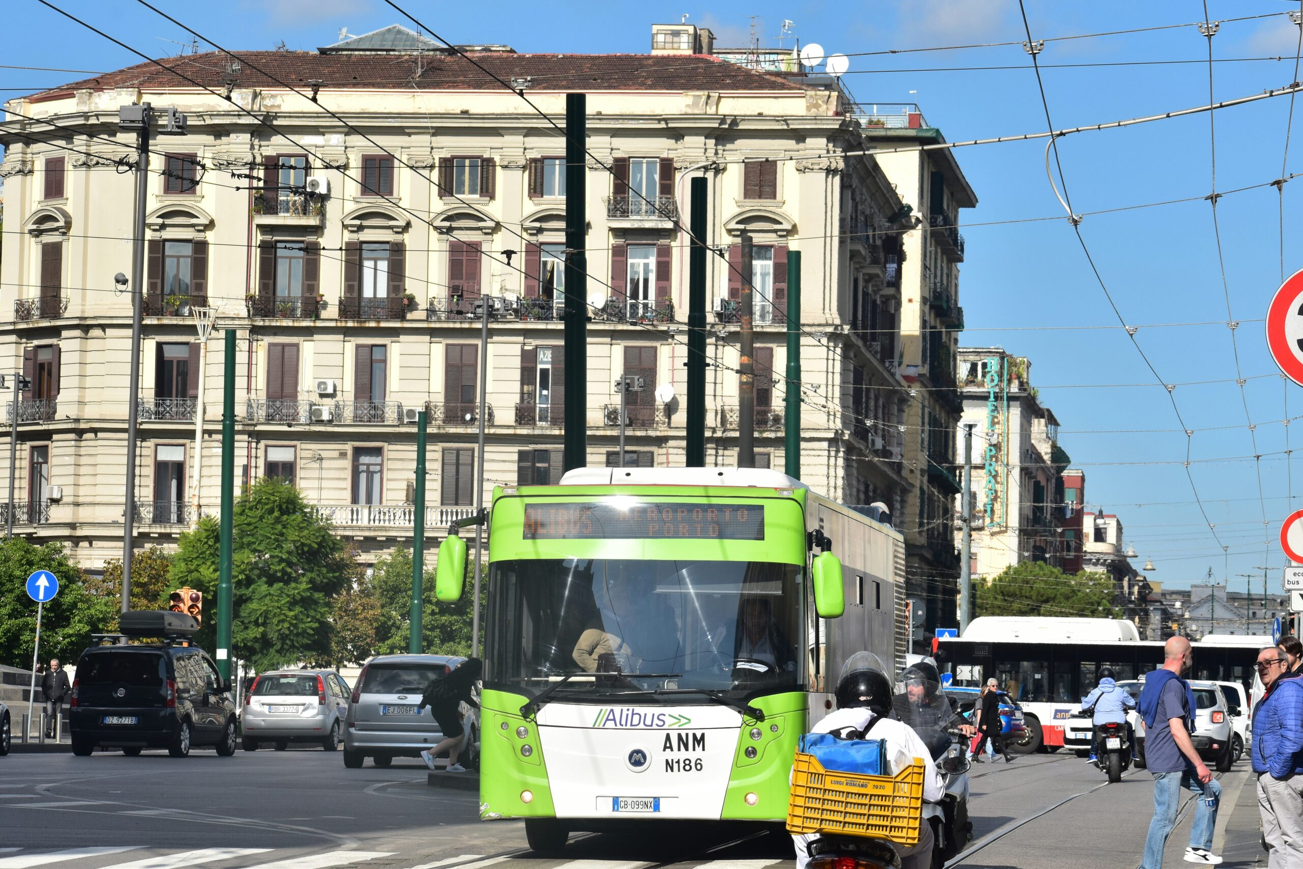FlixBus green coach