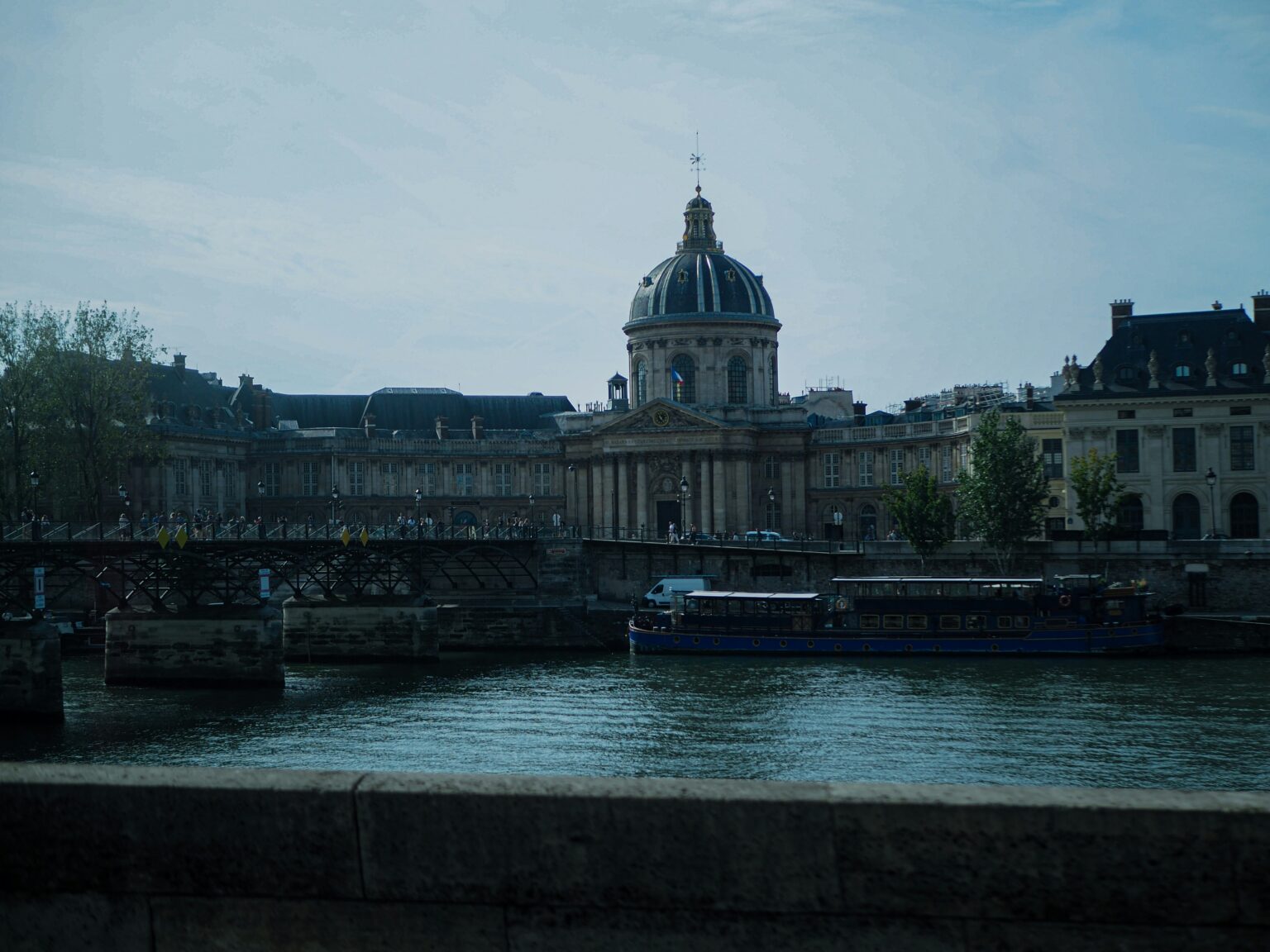 Paris – The Capital of France From the Middle Ages to the French Revolution