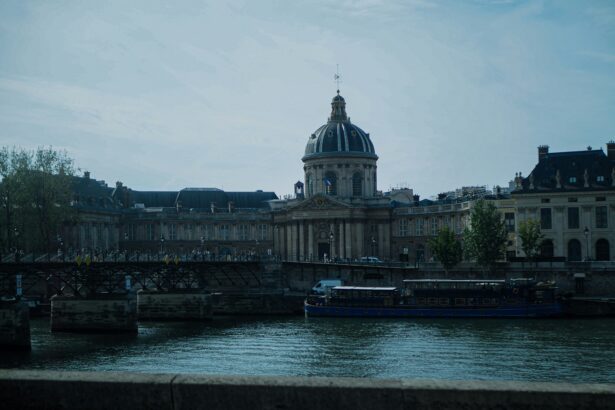 Paris – The Capital of France From the Middle Ages to the French Revolution
