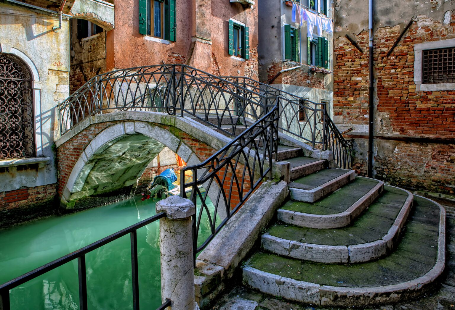Venetian Architecture and Gastronomy